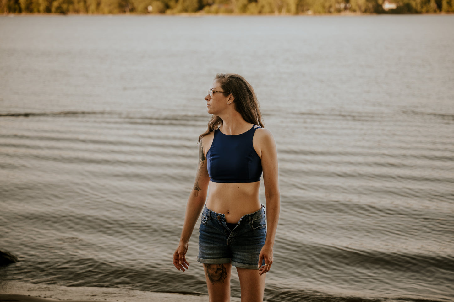 Rose-Collection-swimwear-haut-maillot-Emilie-tissus-ecologique-fait-montreal-femme-courbe-eco-responsable-quebec