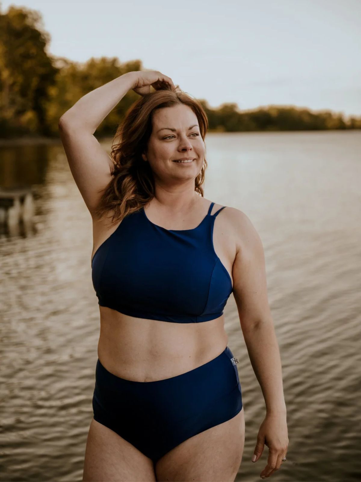 Rosé-Collection-swimwear-haut-maillot-Émilie-tissus-écologique-fait-montreal-local-éthique-eco-responsable-québec