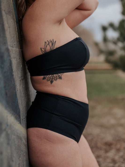 Rosé-Collection-swimwear-maillot-haut-claudia-tissus-écologique-fait-montreal-local-éthique-eco-responsable-québec