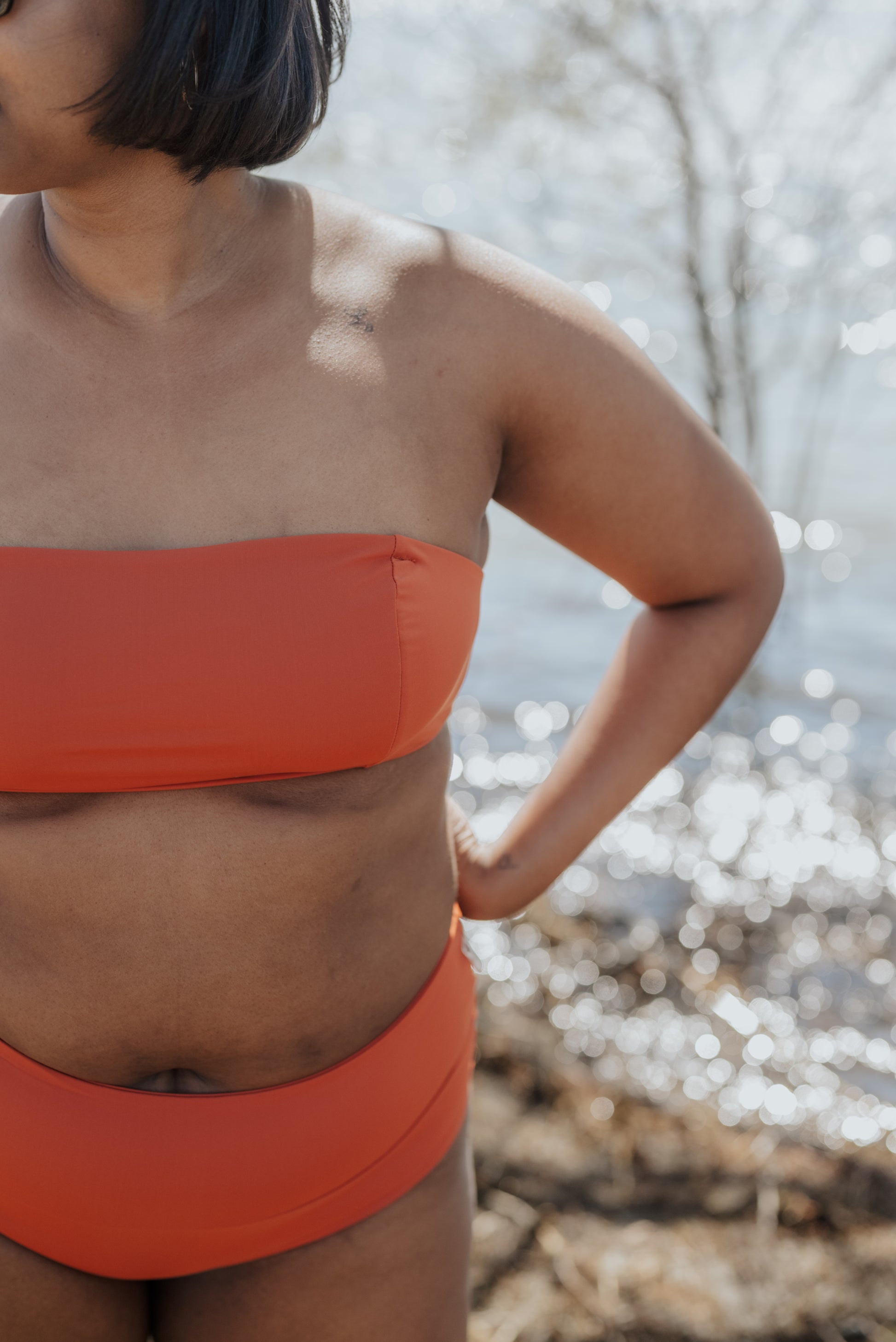 Rose-Collection-swimwear-maillot-haut-claudia-tissus-ecologique-fait-montreal-local-ethique-eco-responsable-quebec