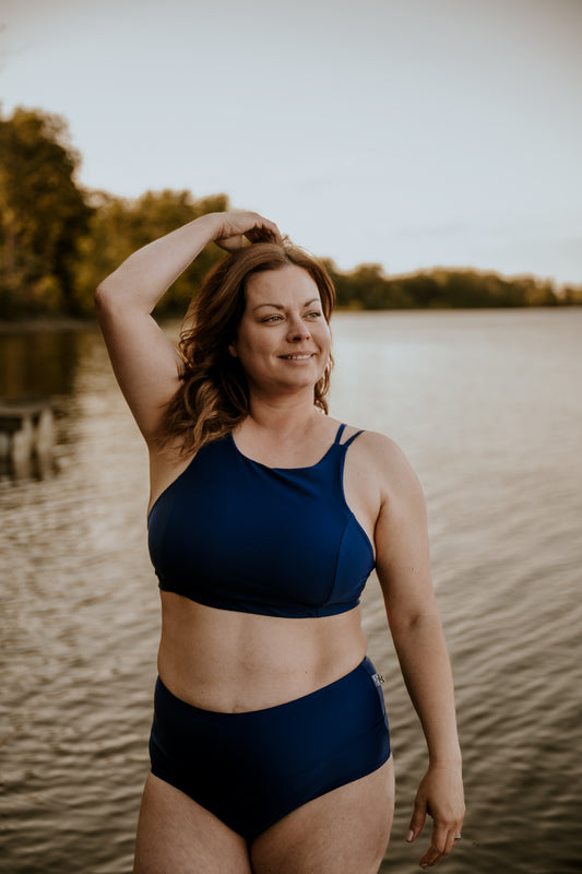 Rosé-Collection-swimwear-maillot-bas-manon2.0-tissus-écologique-fait-montreal-local-éthique-eco-responsable-québec